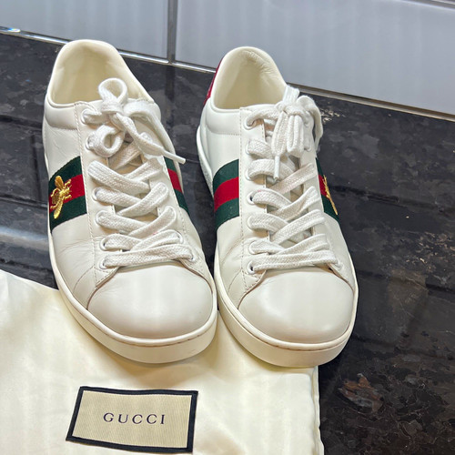 Authentic gucci white - authentic,